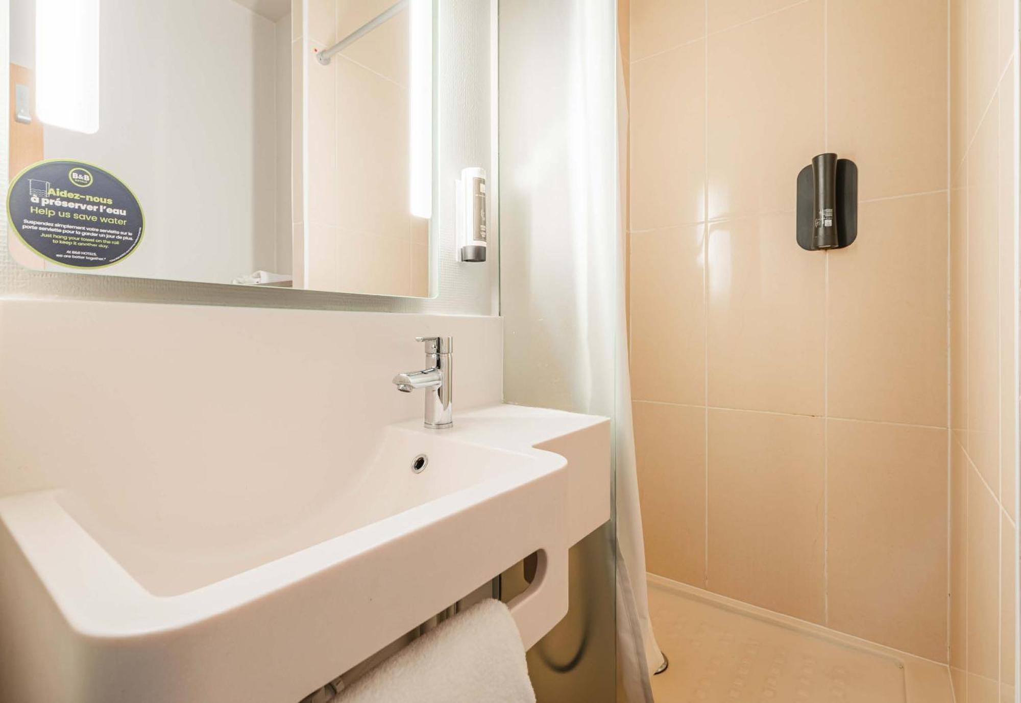 B&B Hotel Lens Musee Du Louvre Екстериор снимка